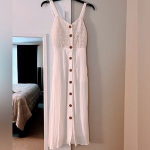 Jessica Simpson White Boho maxi dress with buttons